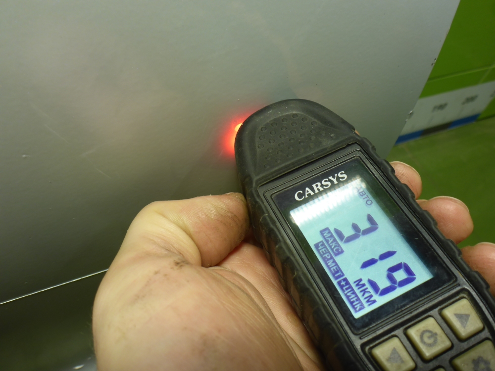 Дверь задняя правая