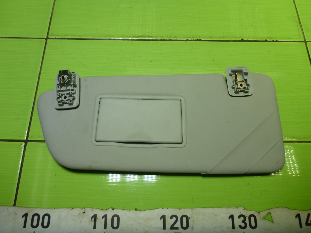 Козырек солнцезащитный