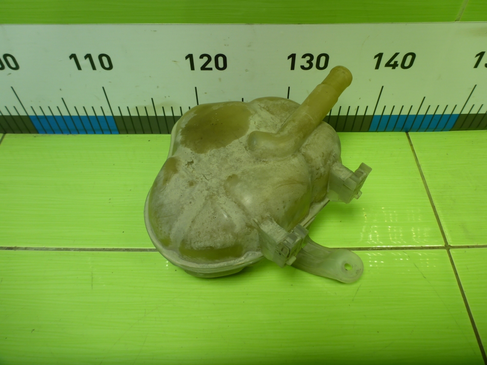 Бачок расширительный