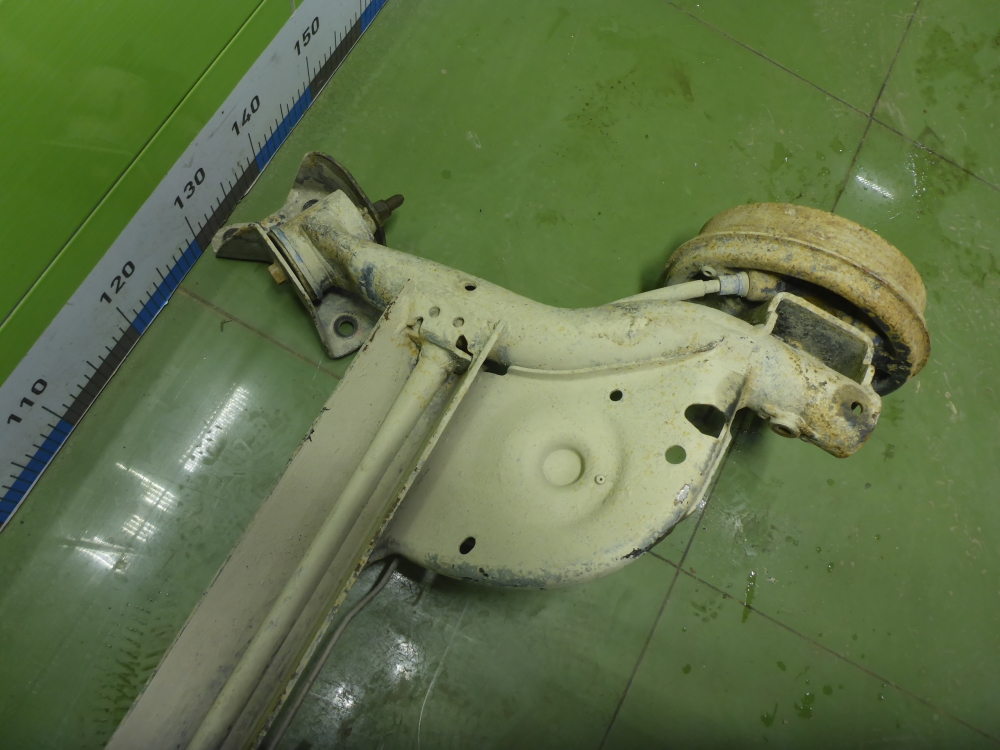 Балка задняя