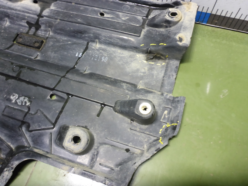 Защита антигравийная правая