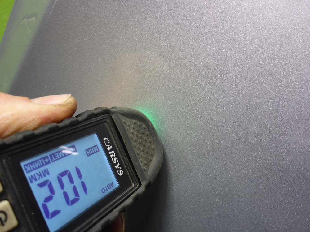 Крыло переднее левое