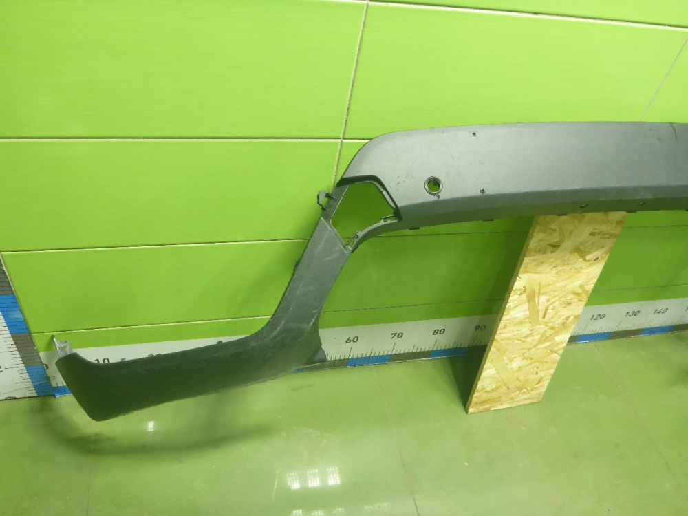 Накладка переднего бампера