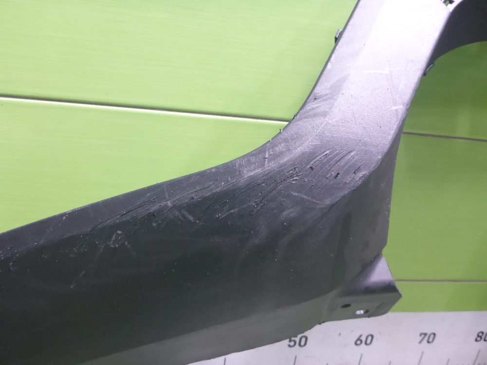 Накладка переднего бампера