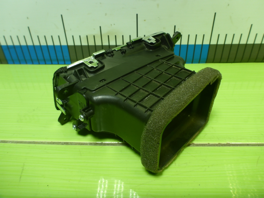 Дефлектор воздушный