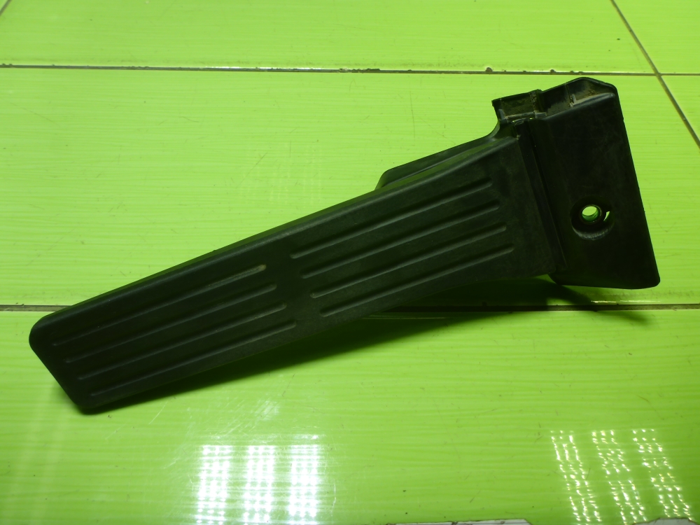 Педаль газа