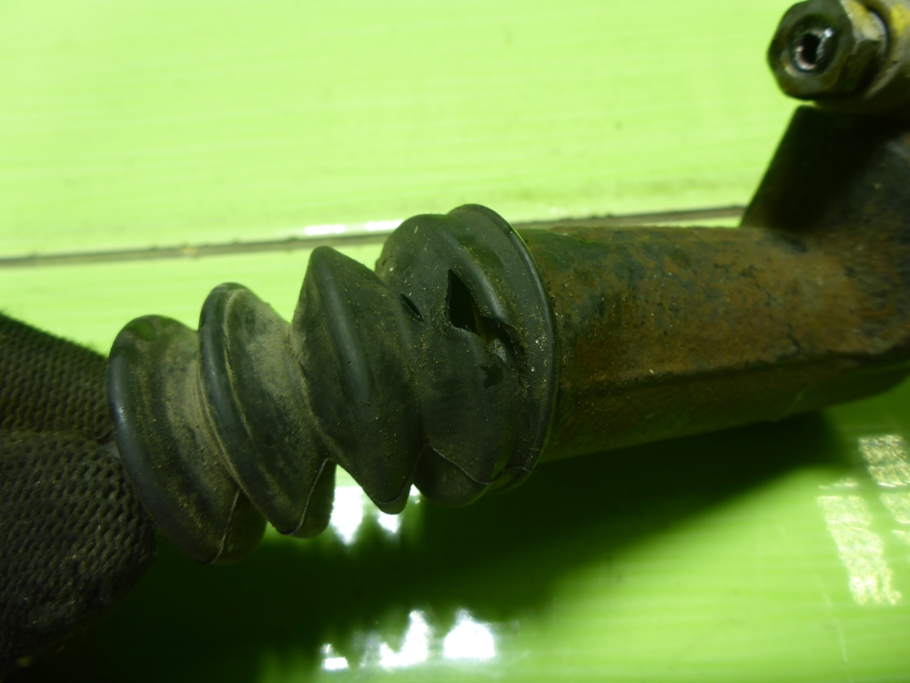 Цилиндр сцепления рабочий