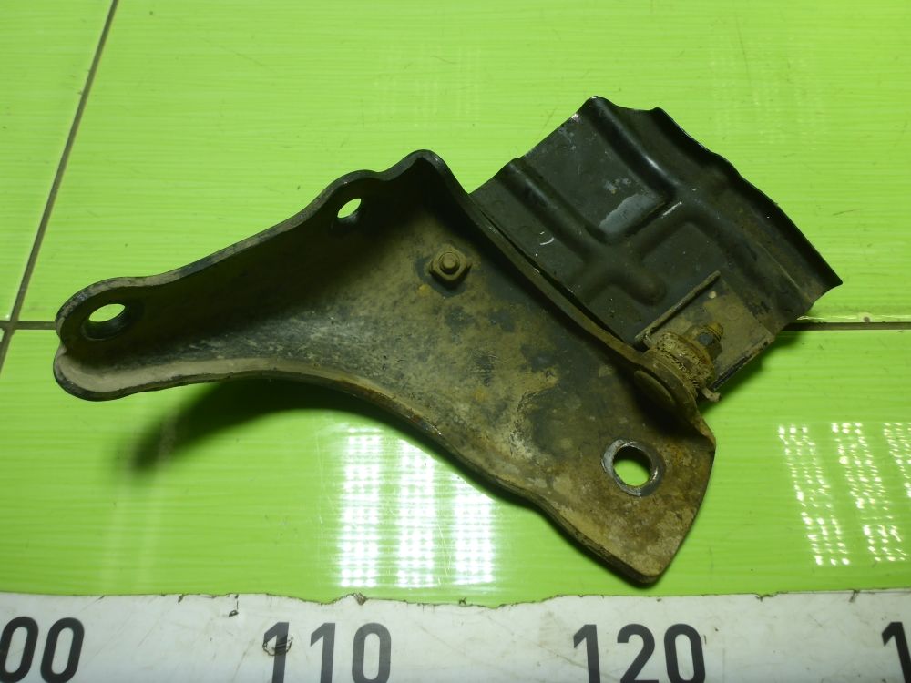 Кронштейн (сопут. товар)