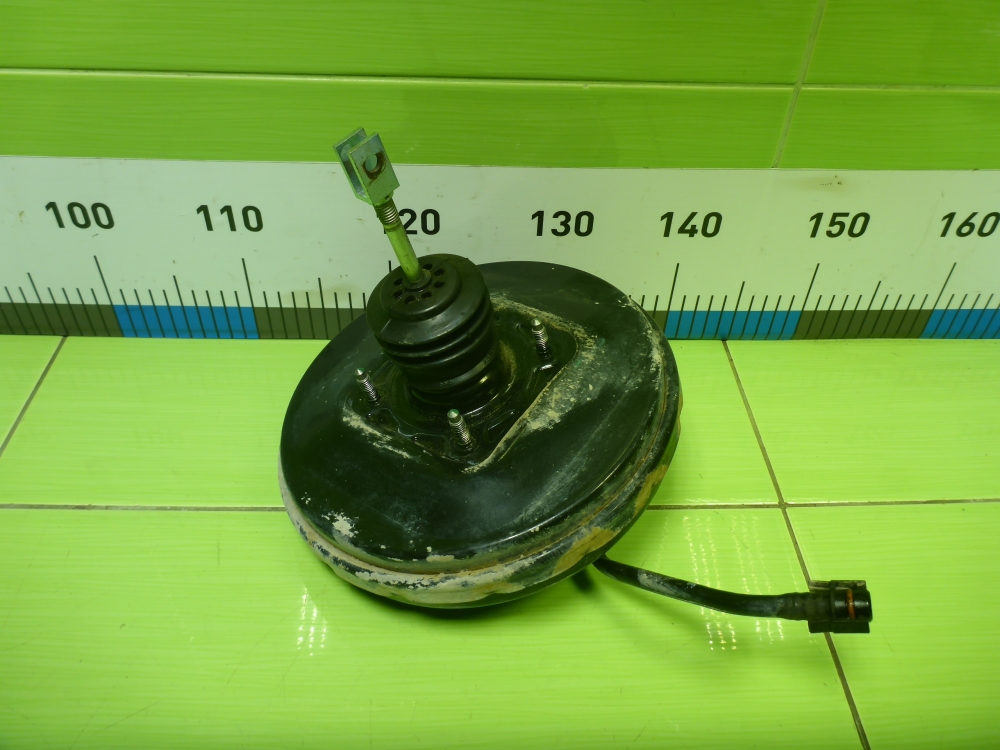 Усилитель тормозов вакуумный