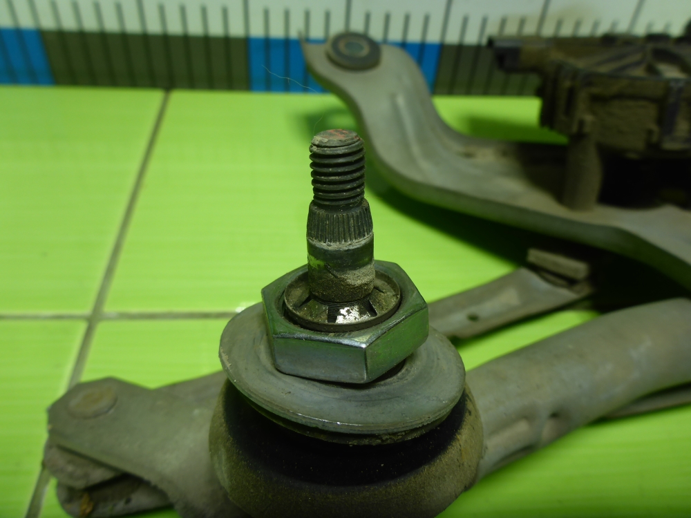 Трапеция стеклоочистителей