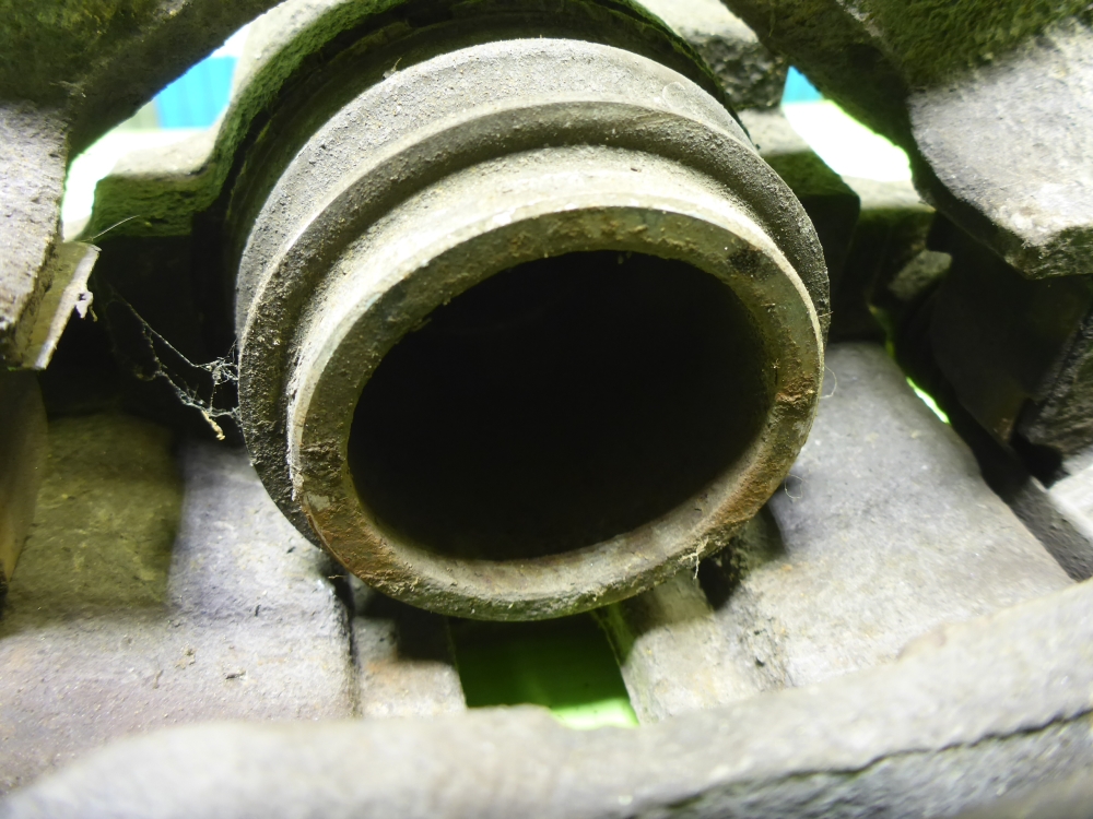 Суппорт передний правый