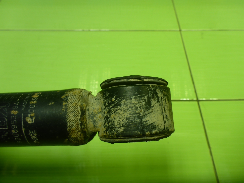 Амортизатор задний (стойка)