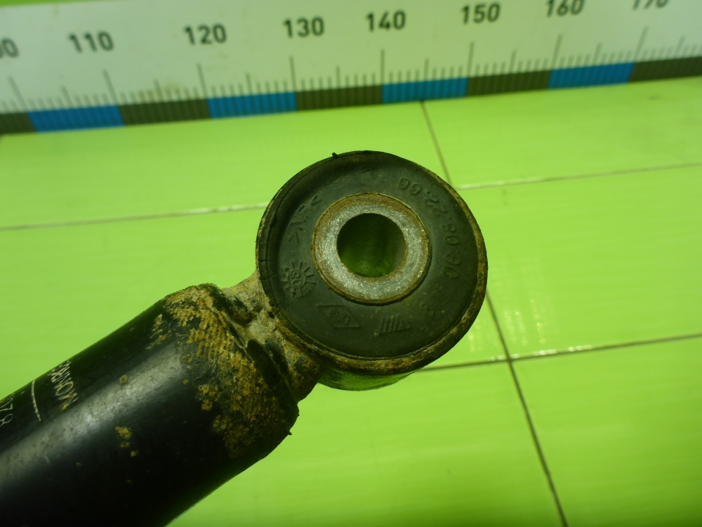 Амортизатор задний (стойка)