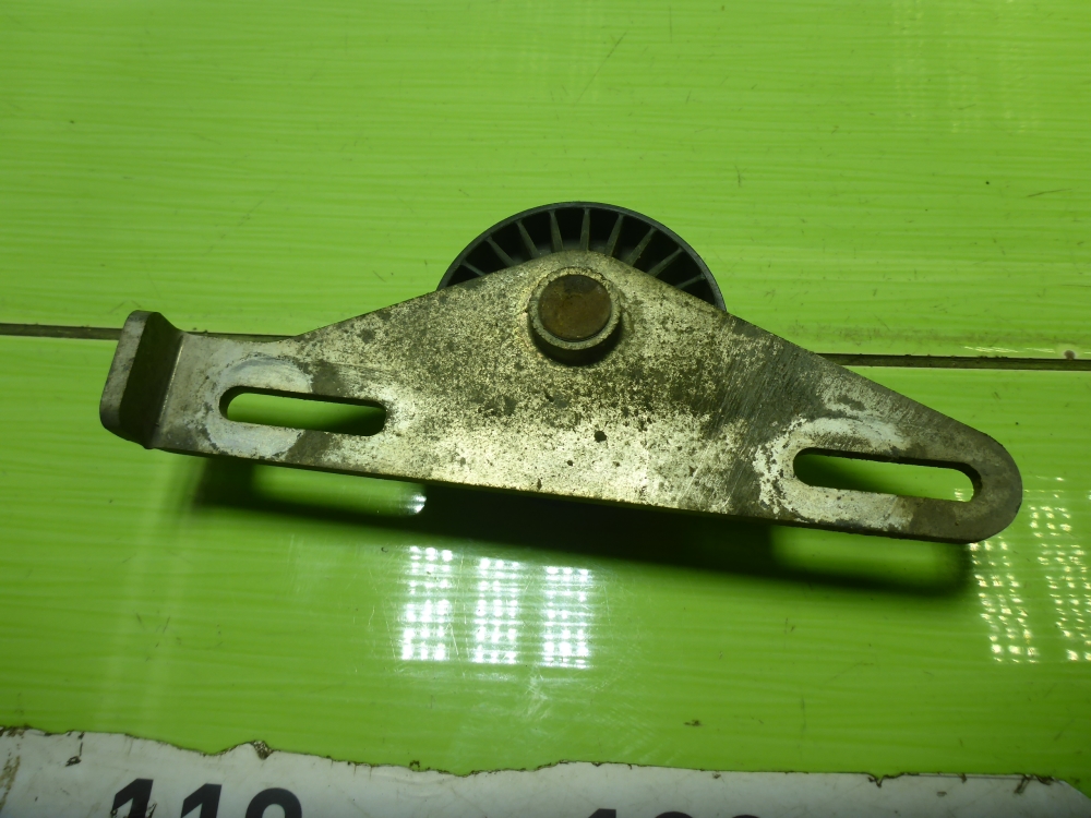 Кронштейн ролика-натяжителя руч. ремня