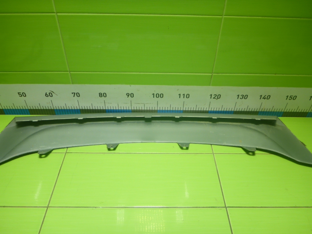 Накладка переднего бампера