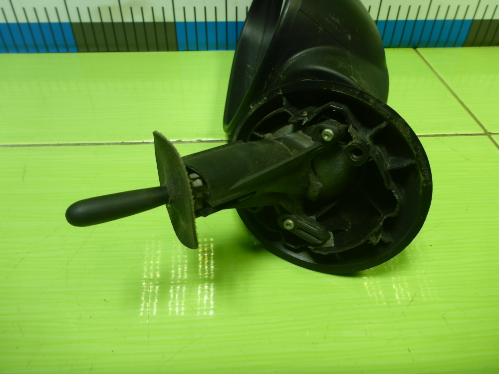 Зеркало правое механическое