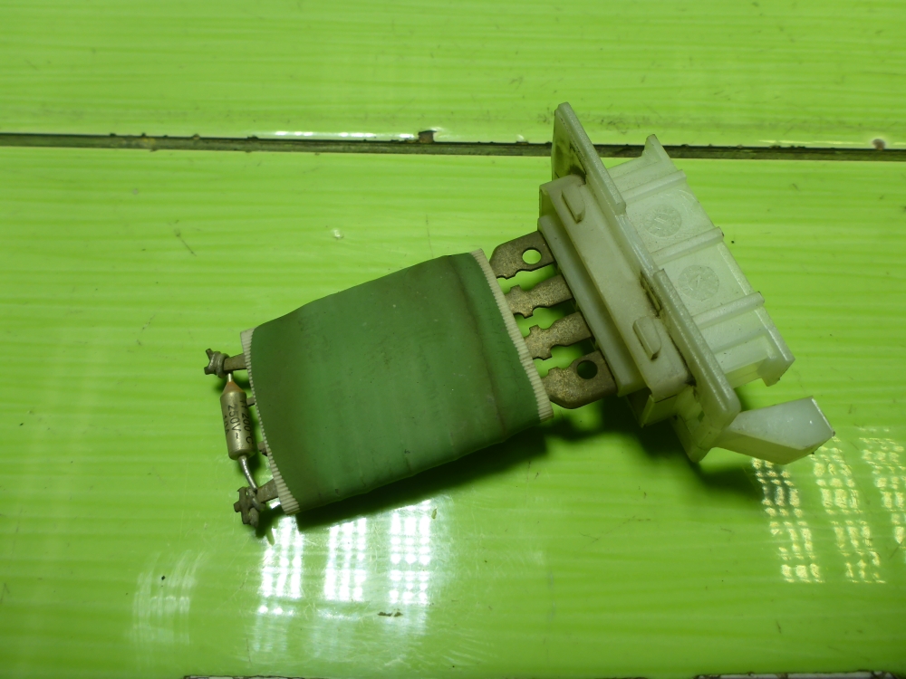 Резистор отопителя