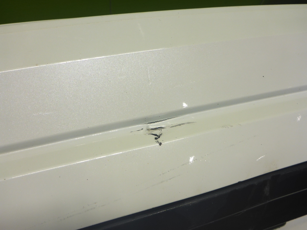 Бампер задний