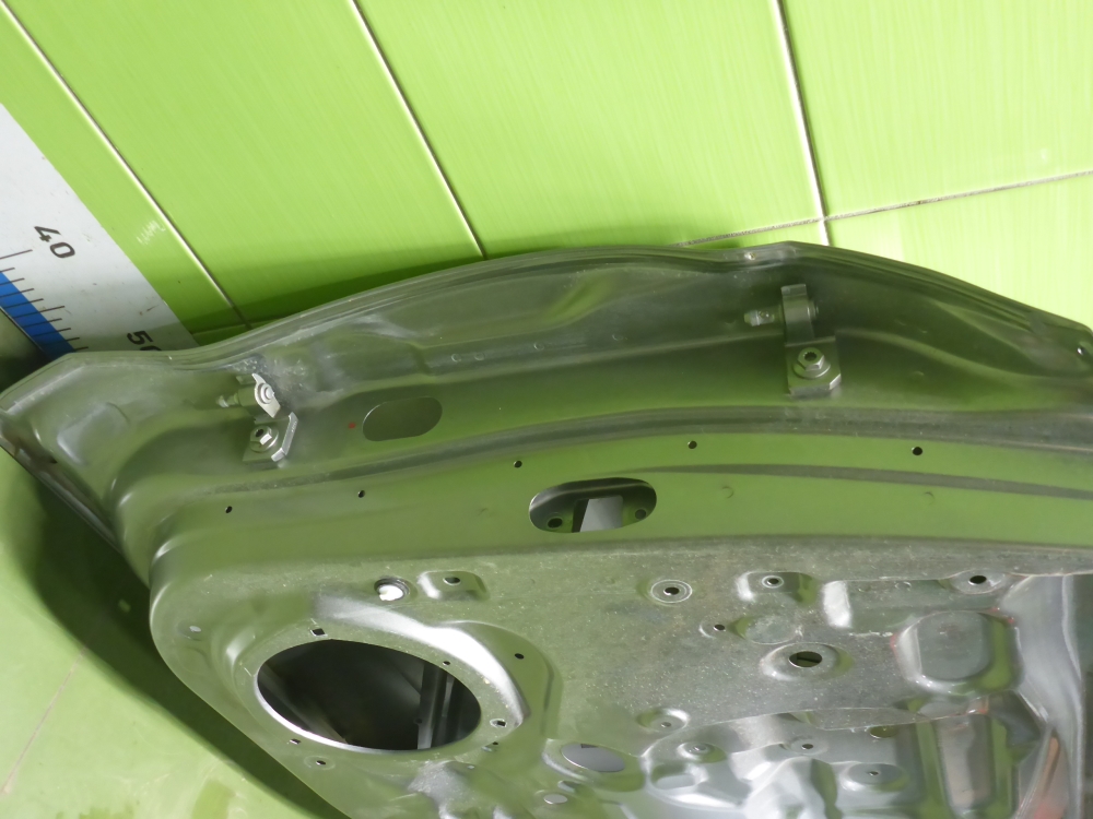 Дверь задняя правая