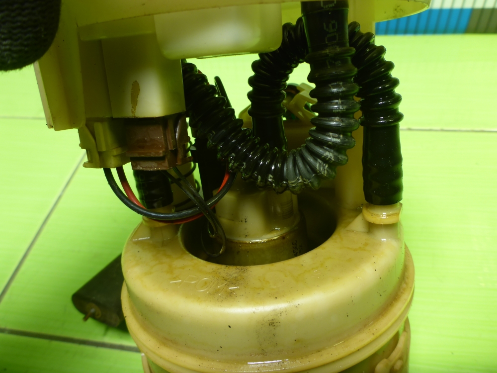 Насос топливный электрический