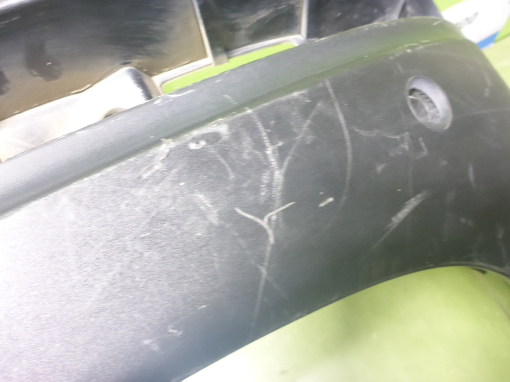 Бампер задний