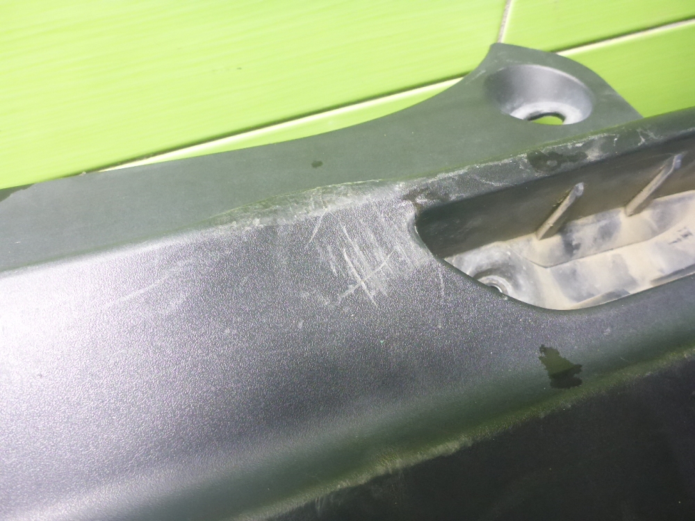 Бампер задний