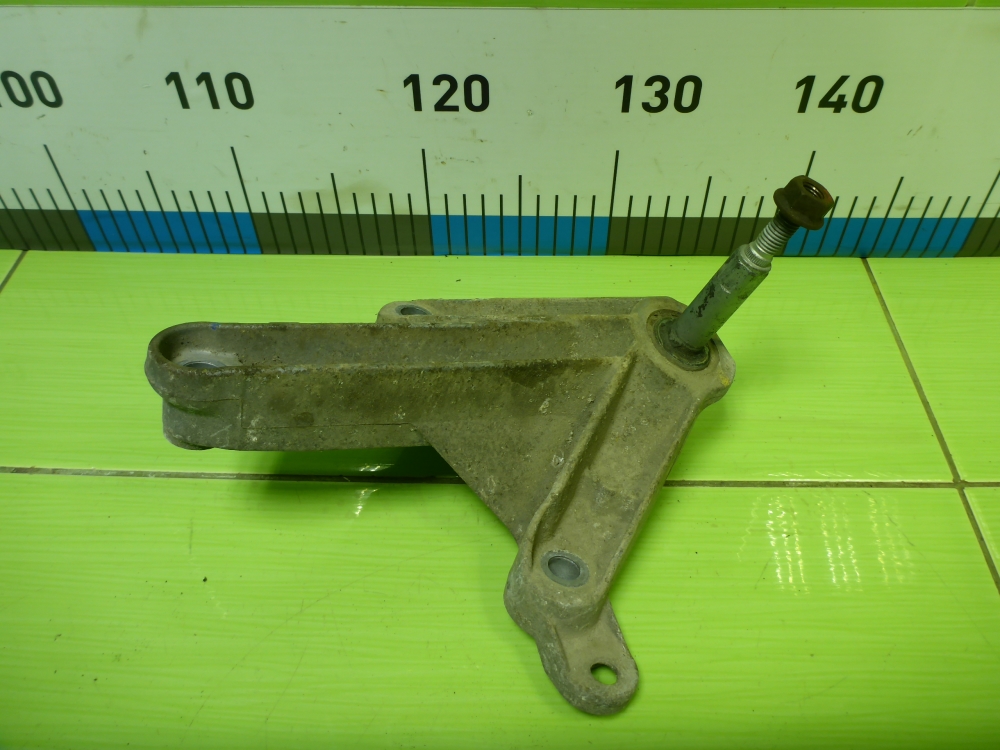 Кронштейн КПП