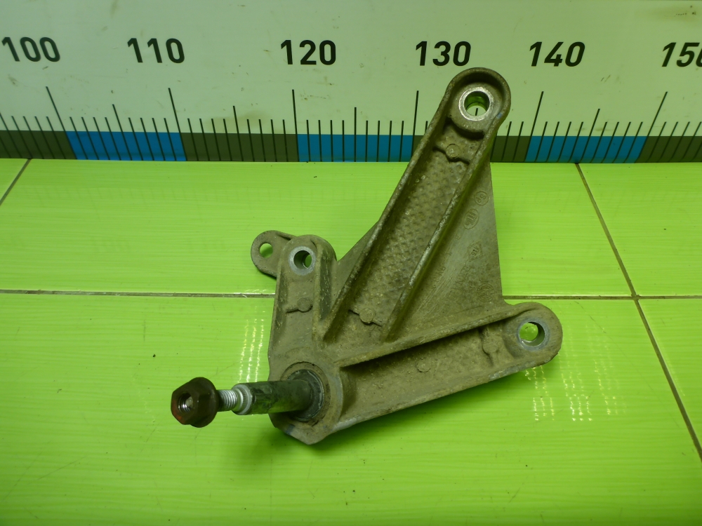 Кронштейн КПП