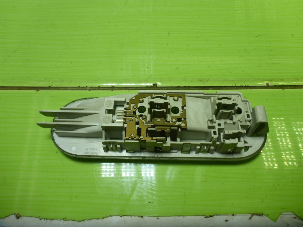 Плафон салонный