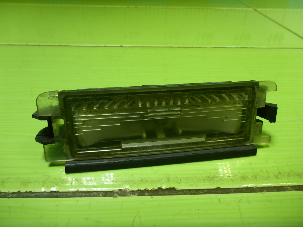 Фонарь подсветки номера