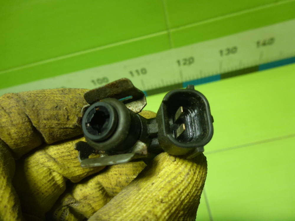 Форсунка инжекторная электрическая