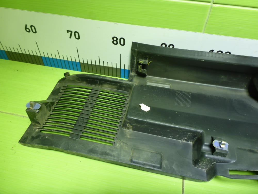 Обшивка багажника