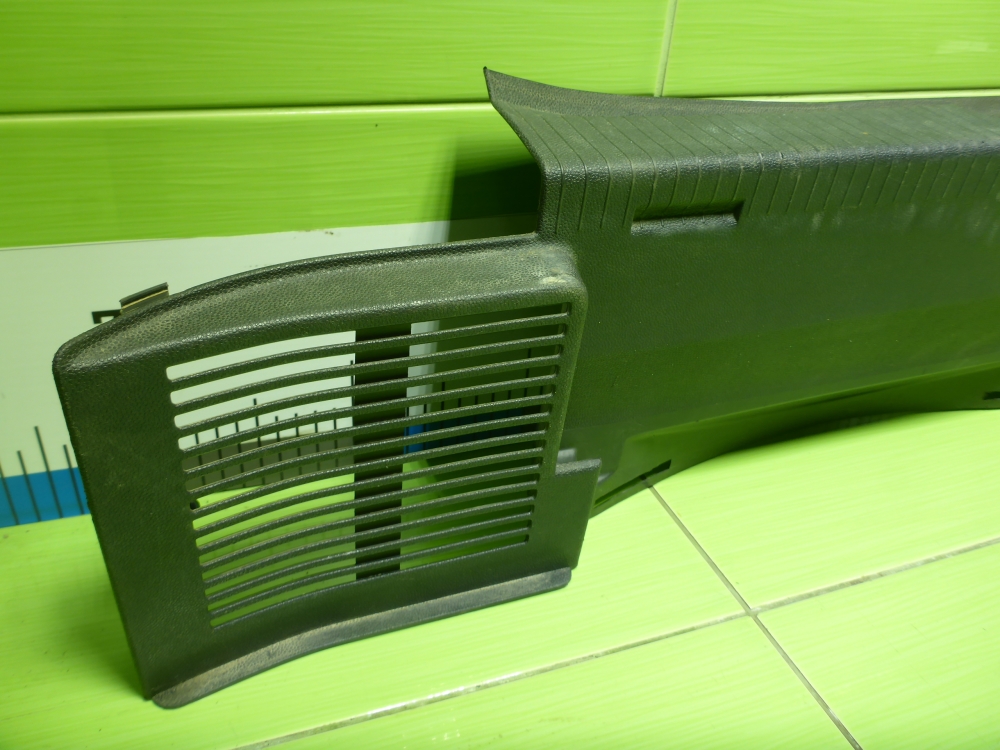 Обшивка багажника