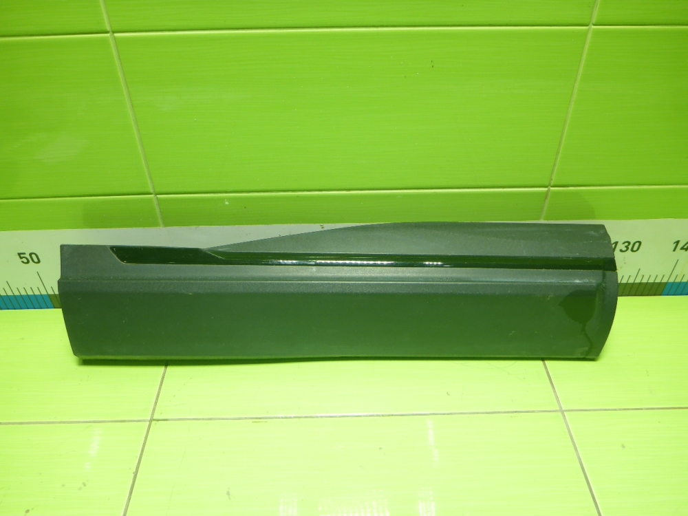 Накладка двери задней правой