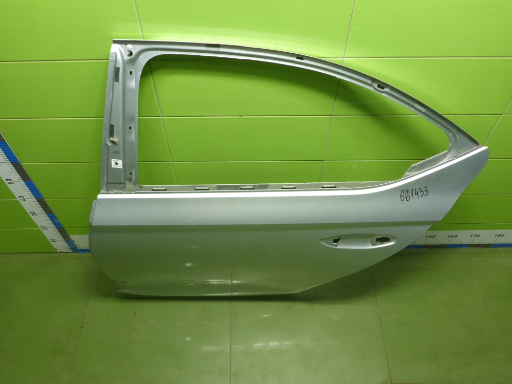 Дверь задняя левая