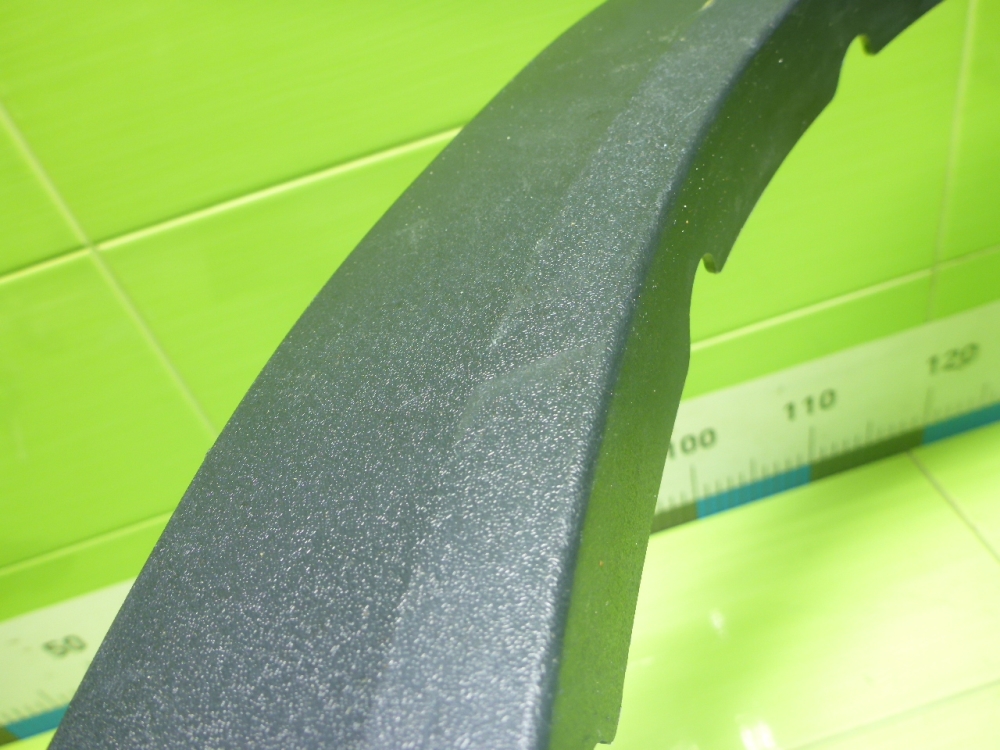 Накладка заднего крыла правого