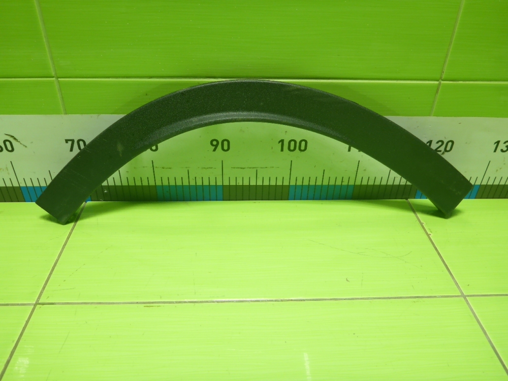 Накладка заднего крыла правого