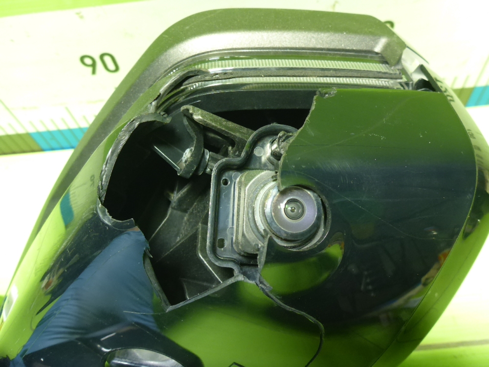 Зеркало левое электрическое