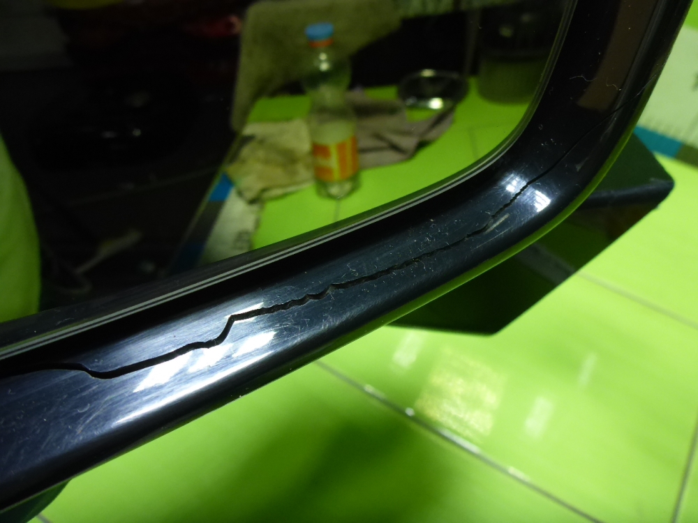 Зеркало левое электрическое