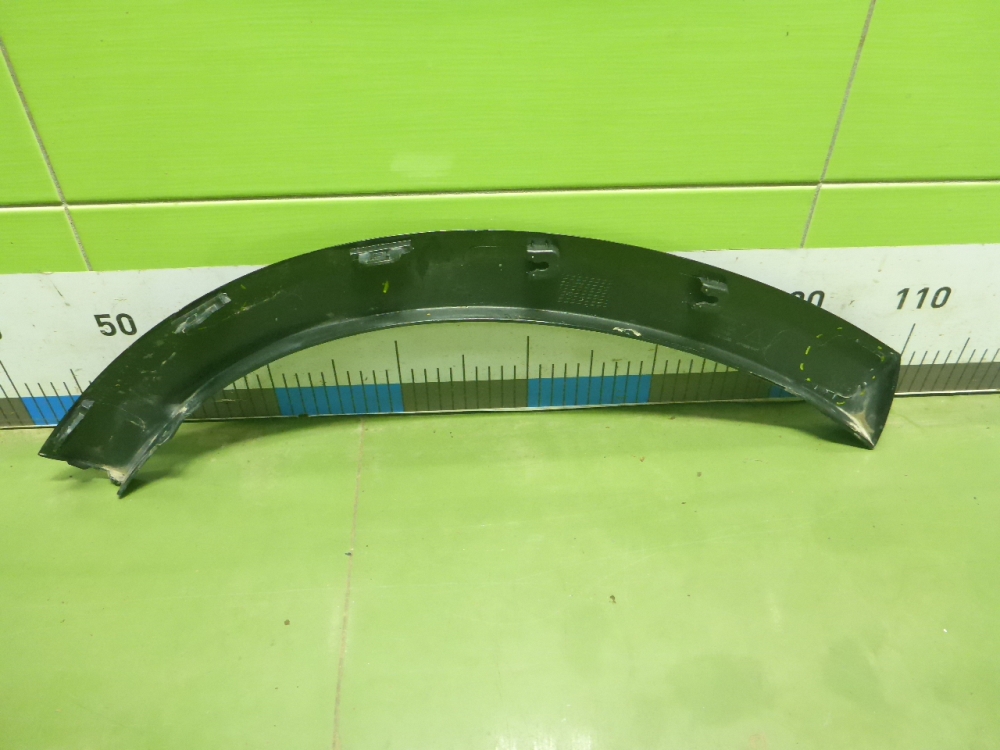 Накладка заднего крыла левого