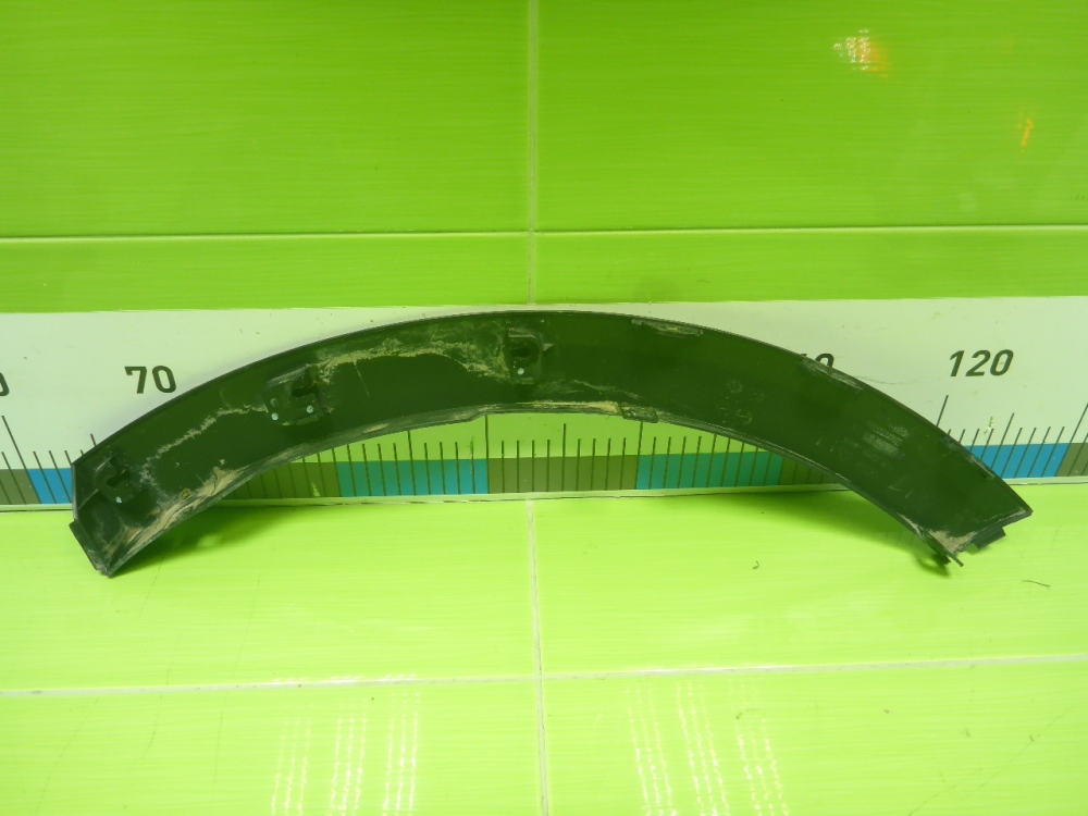 Накладка заднего крыла правого