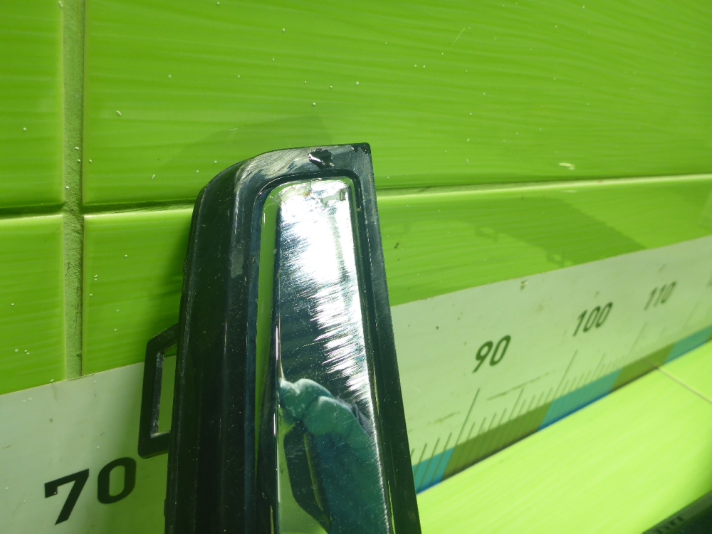 Накладка переднего бампера правая