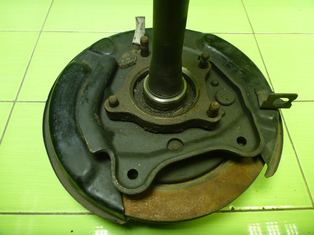 Полуось задняя правая