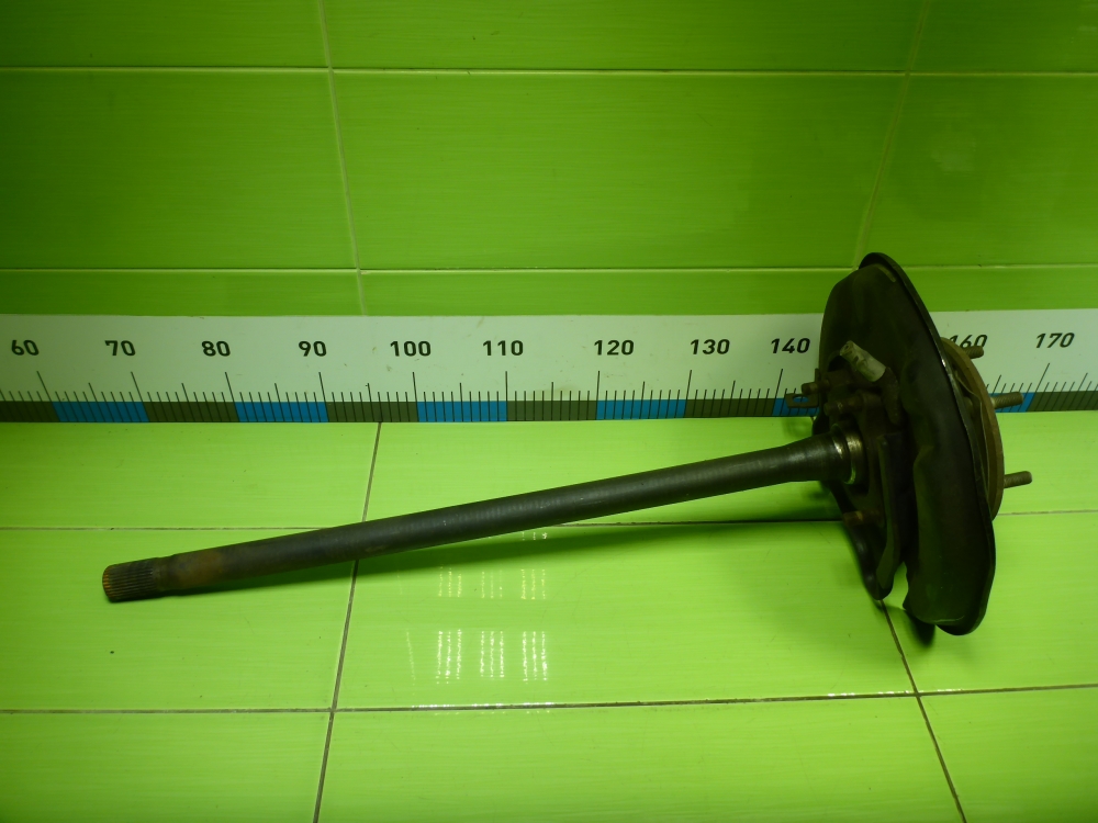 Полуось задняя левая