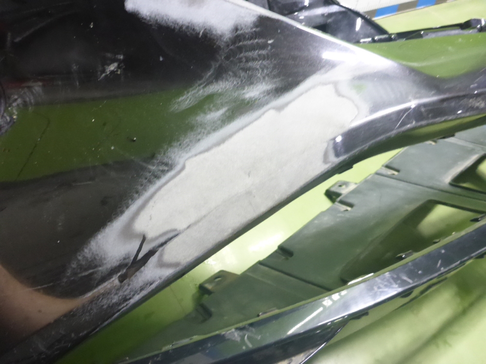 Бампер передний