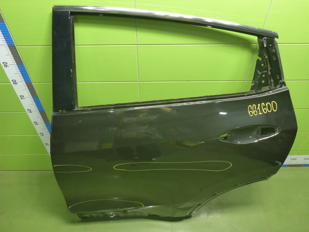 Дверь задняя левая