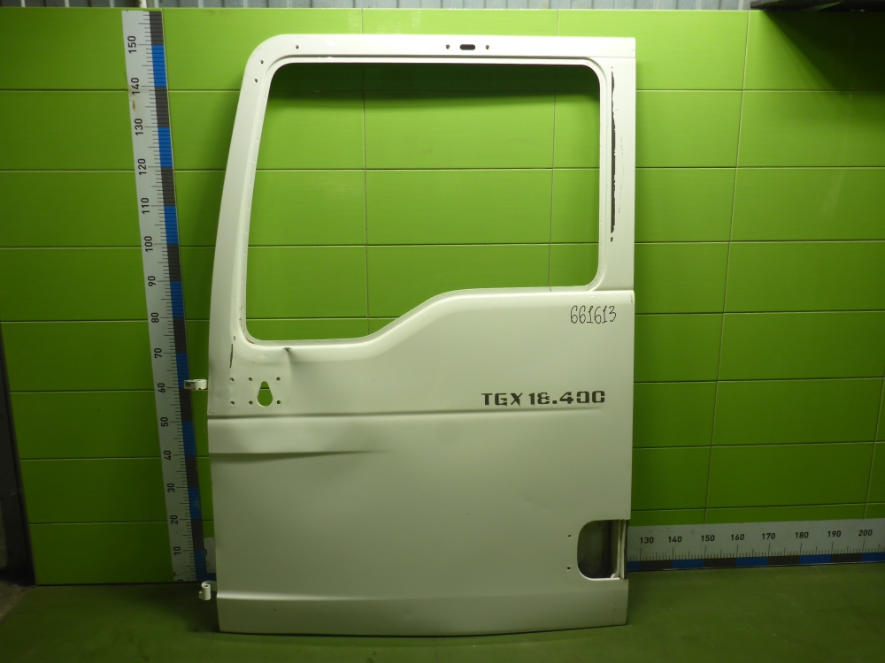 Дверь передняя левая