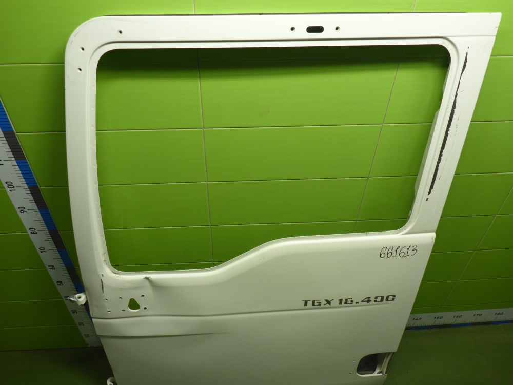 Дверь передняя левая