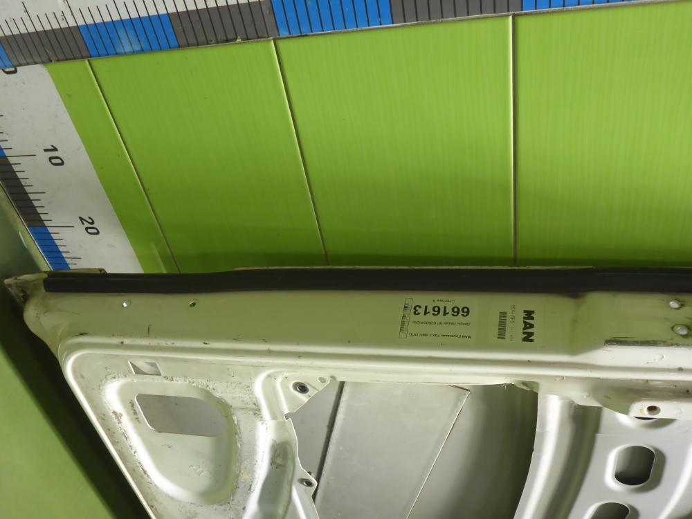 Дверь передняя левая