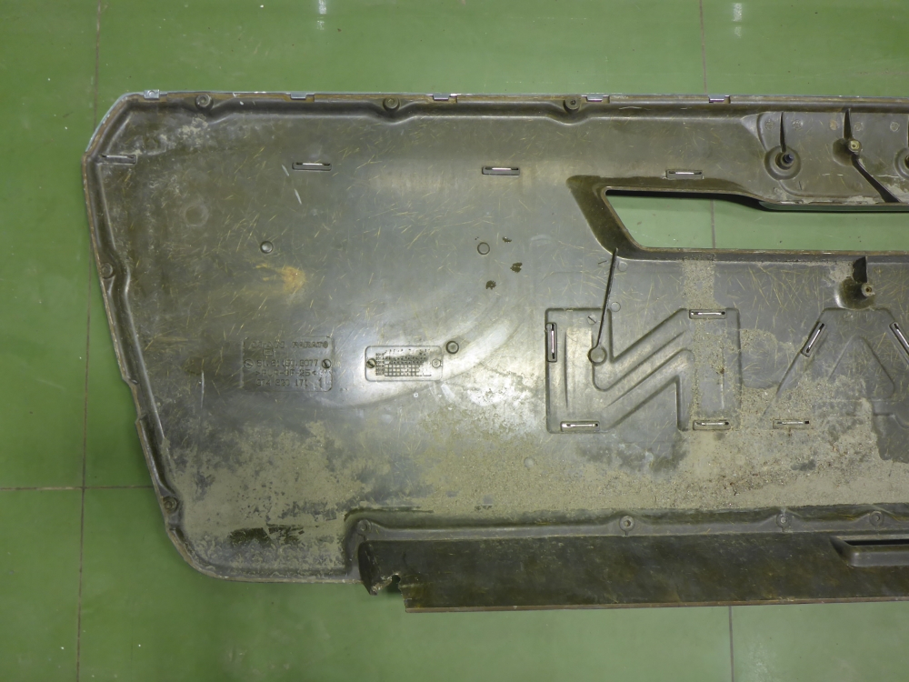 Решетка в капот